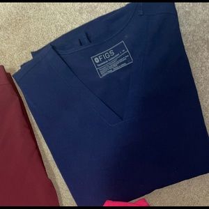 Figs Medium Casma tops. 2. NWOT